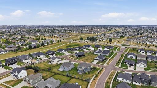 4718 Foxtail Lane S, Fargo, ND 58104