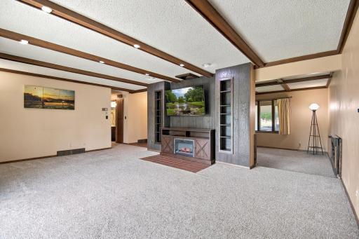 211 4th Avenue NW, Blooming Prairie, MN 55917
