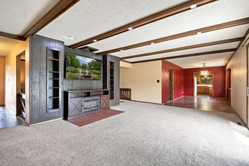 211 4th Avenue NW, Blooming Prairie, MN 55917
