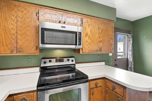 211 4th Avenue NW, Blooming Prairie, MN 55917