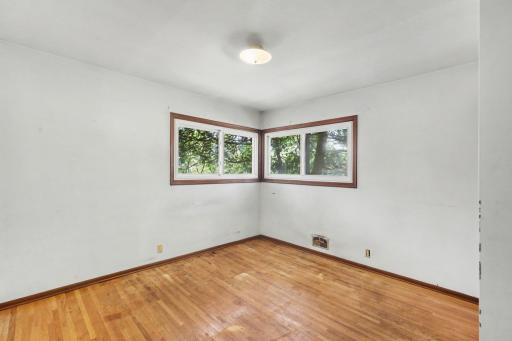 217 Dawn Avenue, Shoreview, MN 55126