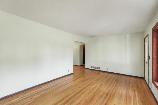 217 Dawn Avenue, Shoreview, MN 55126