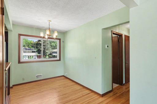 217 Dawn Avenue, Shoreview, MN 55126