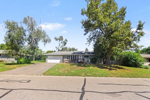 217 Dawn Avenue, Shoreview, MN 55126
