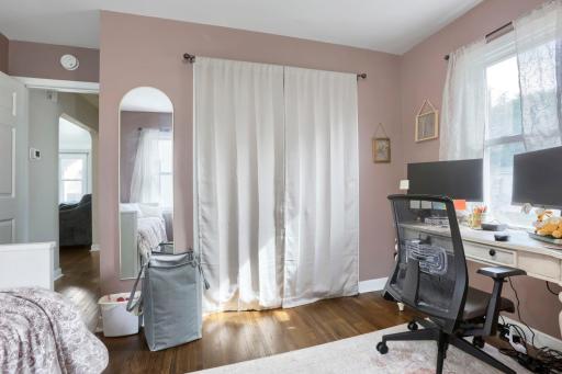 4429 6th St NE - Web Quality - 018 - 18 Office.jpg