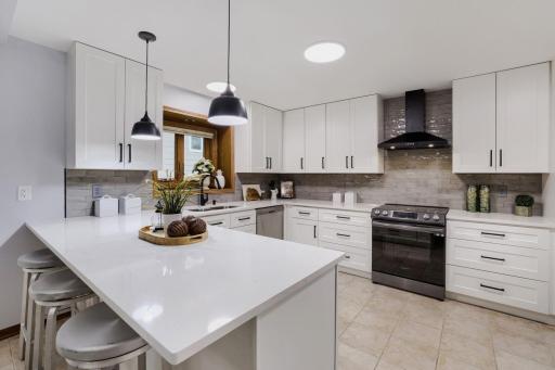 Kitchen_2.jpg