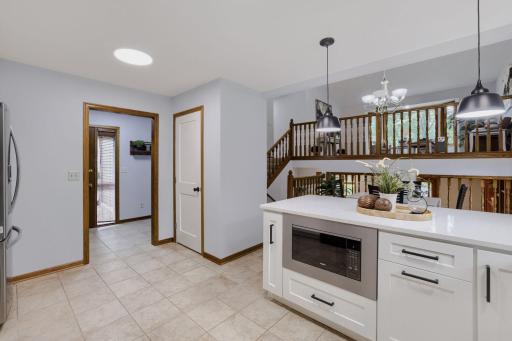 Kitchen_4.jpg
