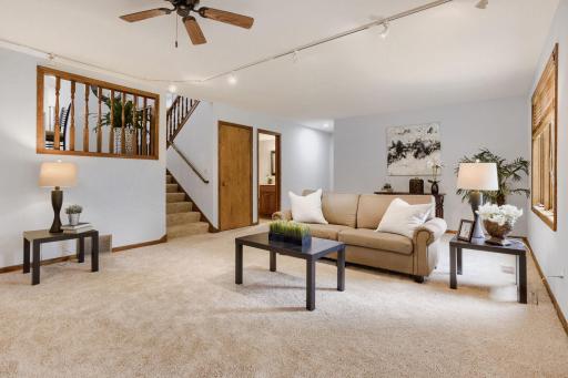 Family Room_3.jpg