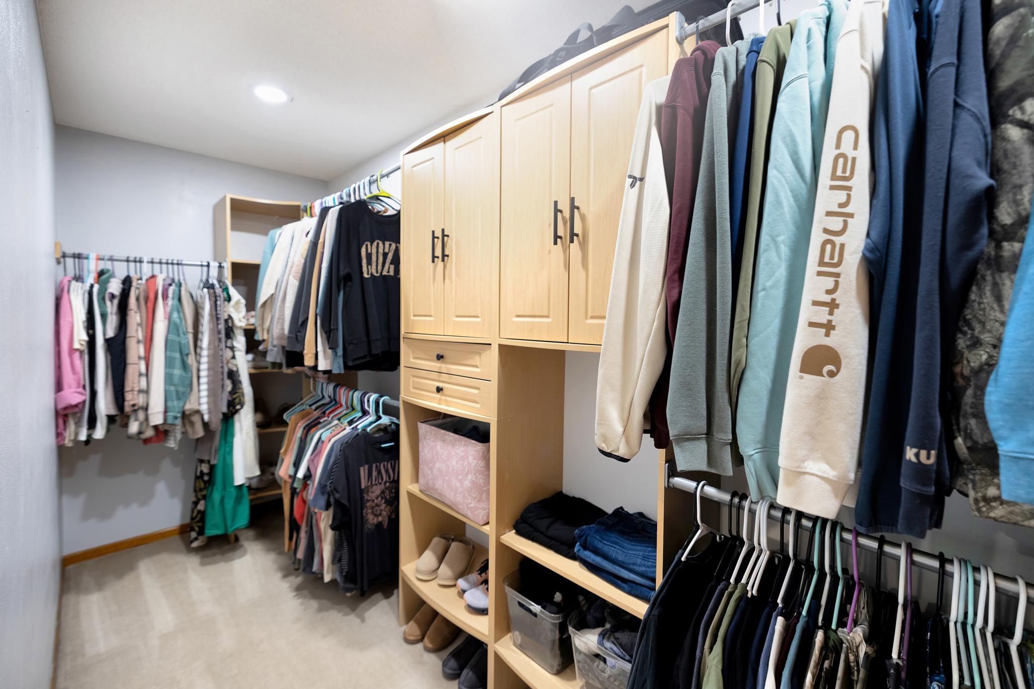 Now THAT'S a closet!
