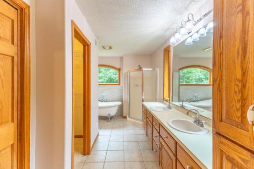 18400 Shorewood Court NW, Bemidji, MN 56601