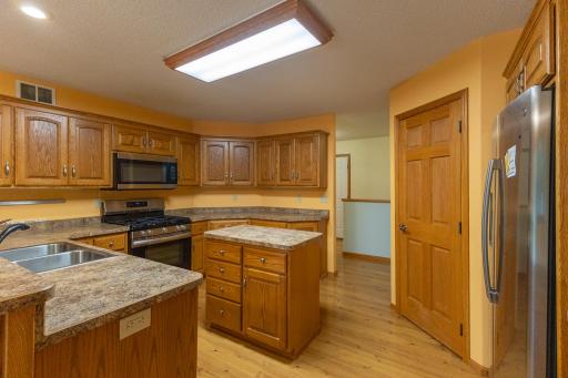 18400 Shorewood Court NW, Bemidji, MN 56601