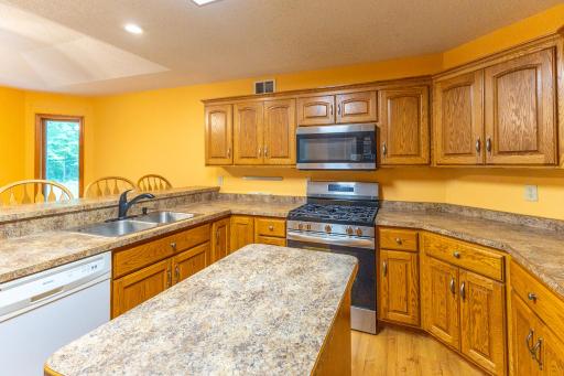 18400 Shorewood Court NW, Bemidji, MN 56601