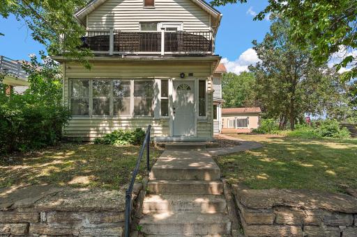 820 18th Avenue N, Minneapolis, MN 55411