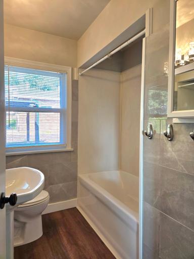 Main Floor Bathroom