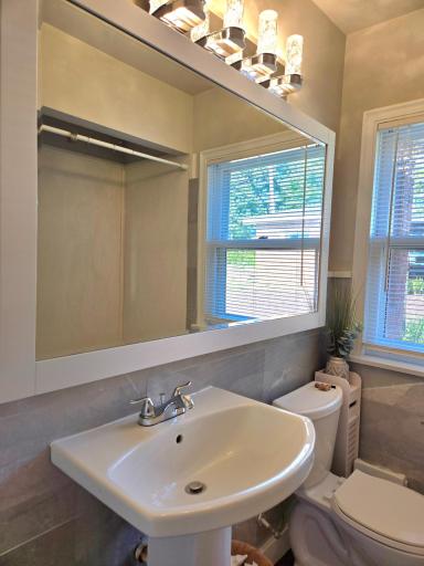 Main Floor Bathroom