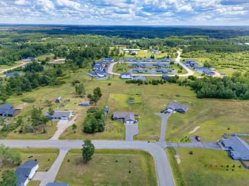 7996 Moidore Drive NW, Bemidji, MN 56601