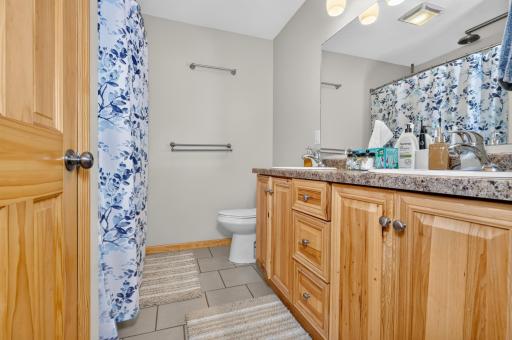 7996 Moidore Drive NW, Bemidji, MN 56601