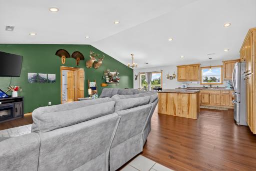 7996 Moidore Drive NW, Bemidji, MN 56601