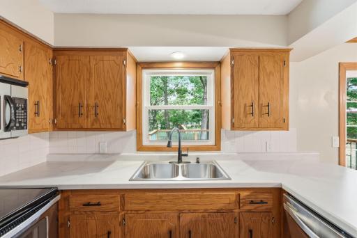 13239 Oakwood Road, Zimmerman, MN 55398