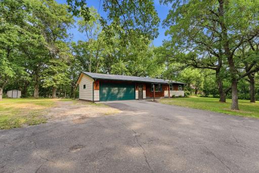 13239 Oakwood Road, Zimmerman, MN 55398