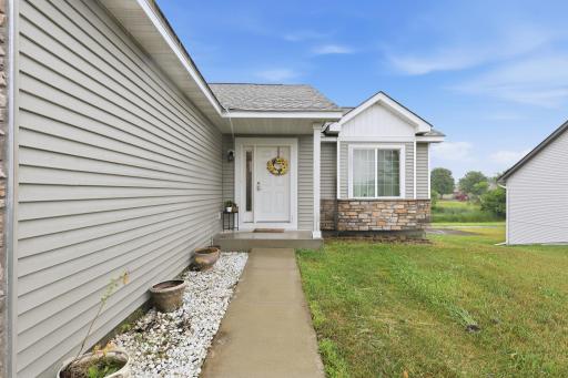526 3rd Avenue NE, Lonsdale, MN 55046