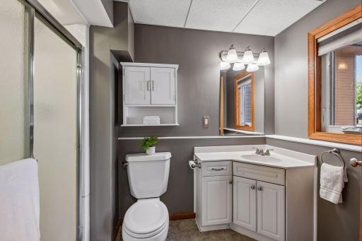 8585 Chanhassen Hills Drive S, Chanhassen, MN 55317