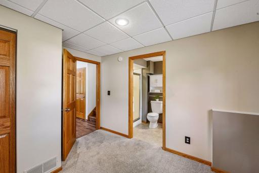 8585 Chanhassen Hills Drive S, Chanhassen, MN 55317