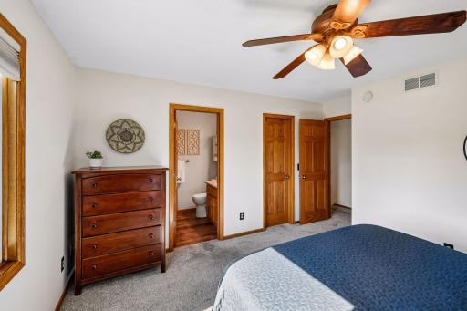 8585 Chanhassen Hills Drive S, Chanhassen, MN 55317