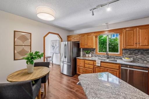 8585 Chanhassen Hills Drive S, Chanhassen, MN 55317