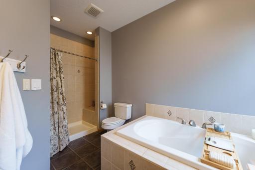 1317 7th Street N, Cannon Falls, MN 55009