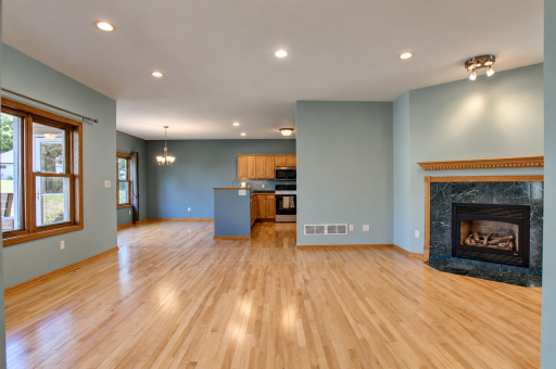 1317 7th Street N, Cannon Falls, MN 55009