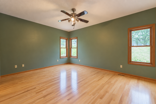 1317 7th Street N, Cannon Falls, MN 55009