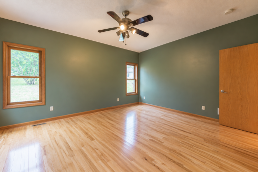 1317 7th Street N, Cannon Falls, MN 55009