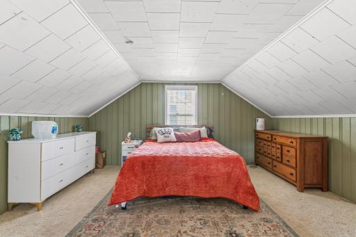 upper bdrm current.jpg