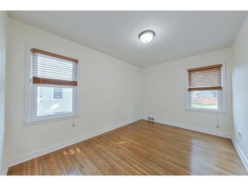 2nd main lvl bdrm.jpg