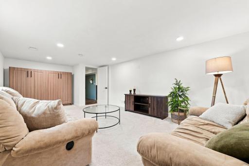 5248 France Avenue N, Brooklyn Center, MN 55429