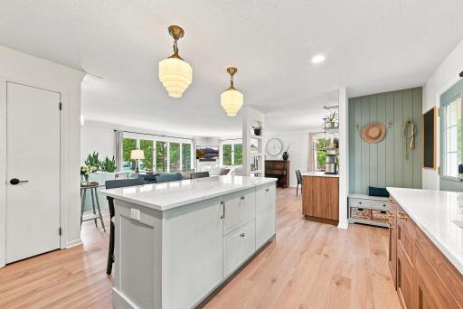5248 France Avenue N, Brooklyn Center, MN 55429