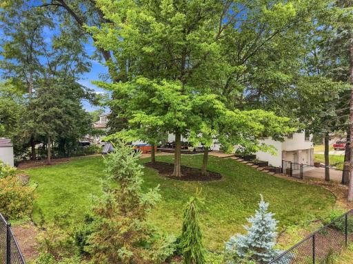 5248 France Avenue N, Brooklyn Center, MN 55429