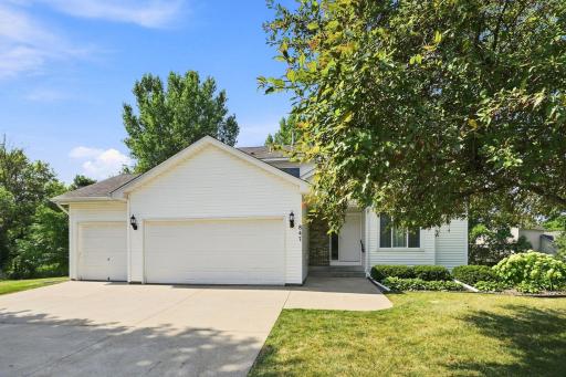 847 Vista Circle, Delano, MN 55328