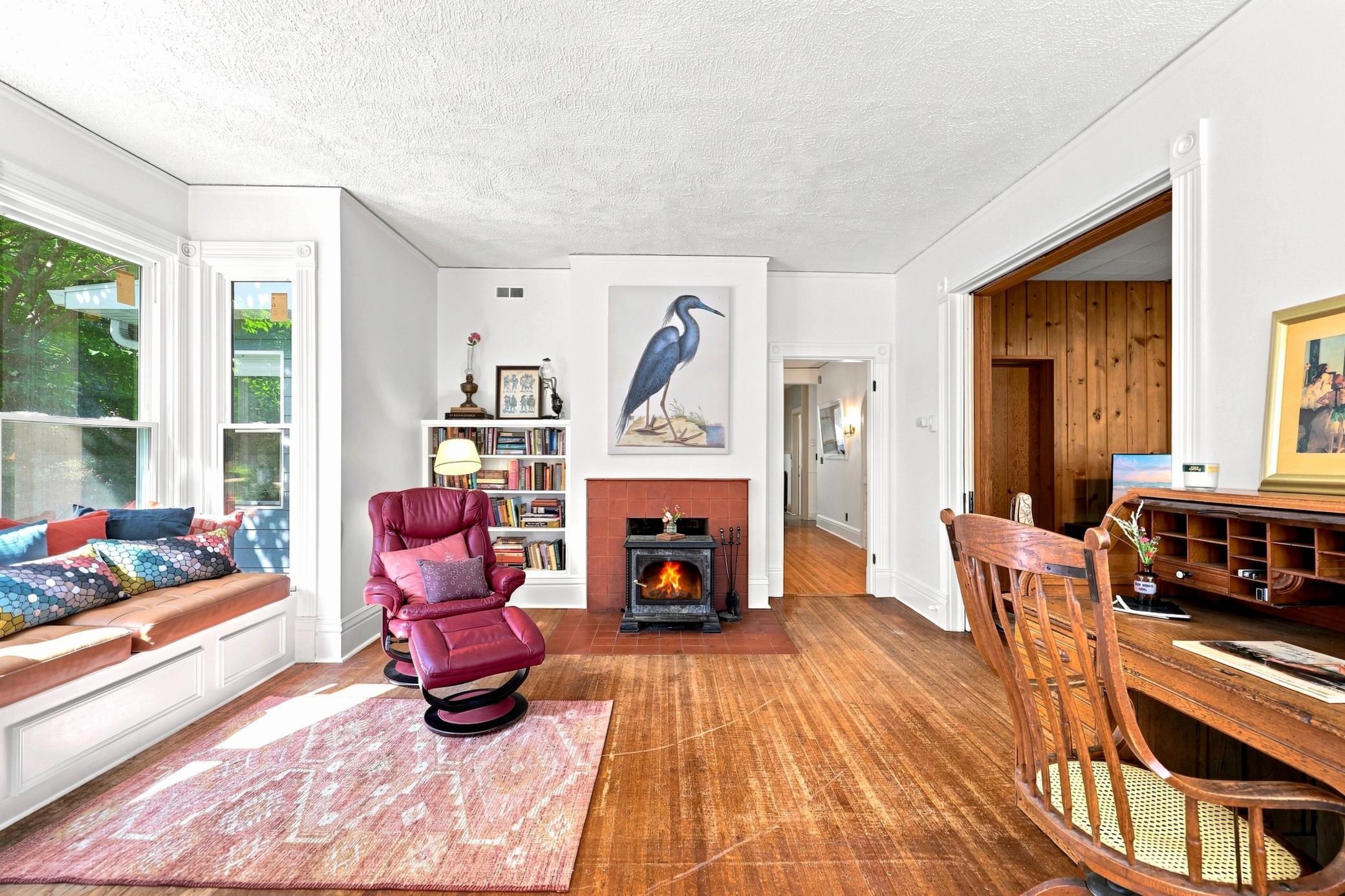 Massive Living Room Bay Window View
