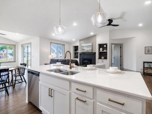 309 Pinehurst Drive, Mankato, MN 56001