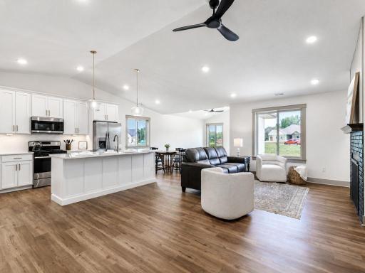 309 Pinehurst Drive, Mankato, MN 56001