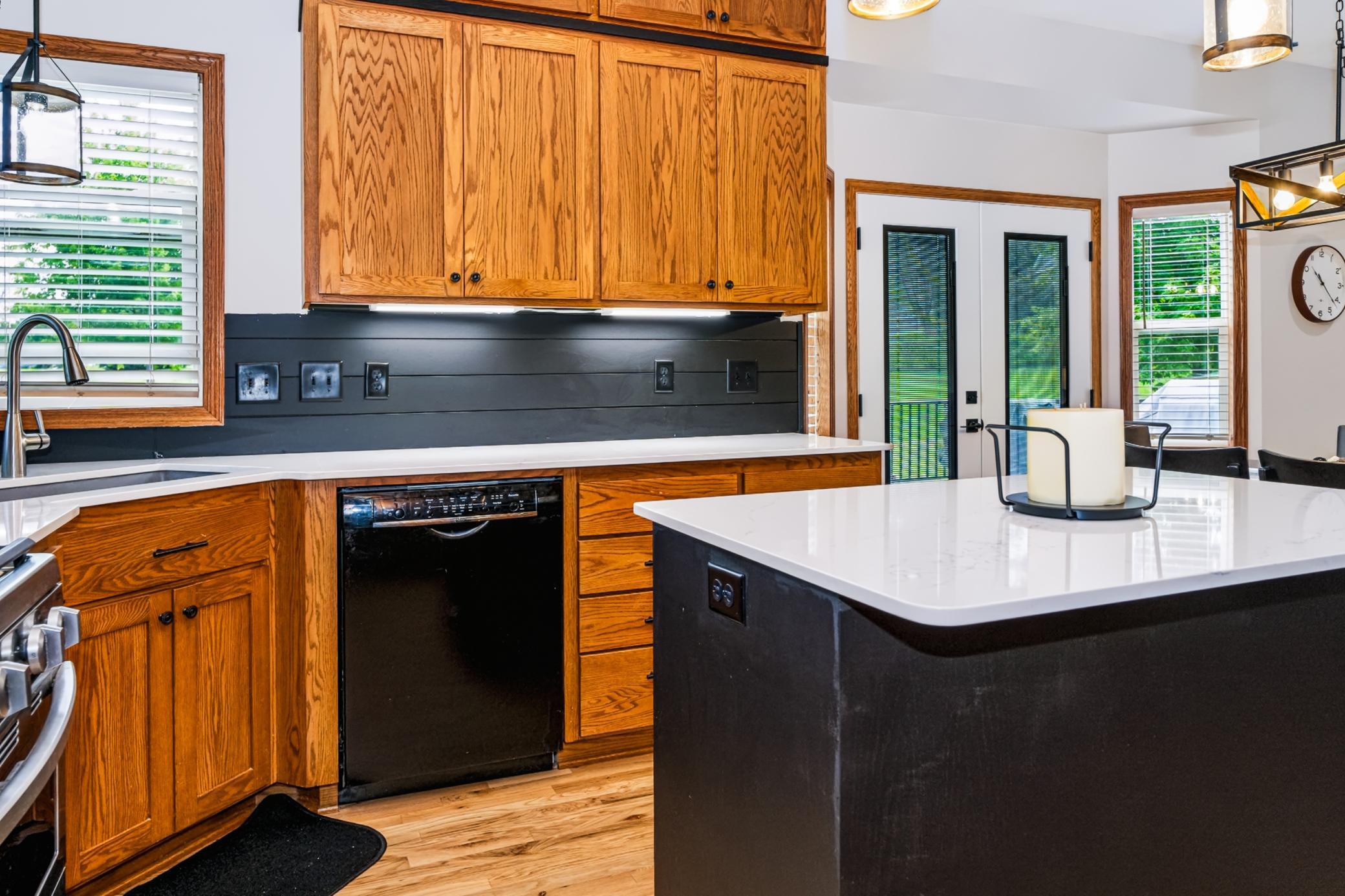20-Kitchen.jpg