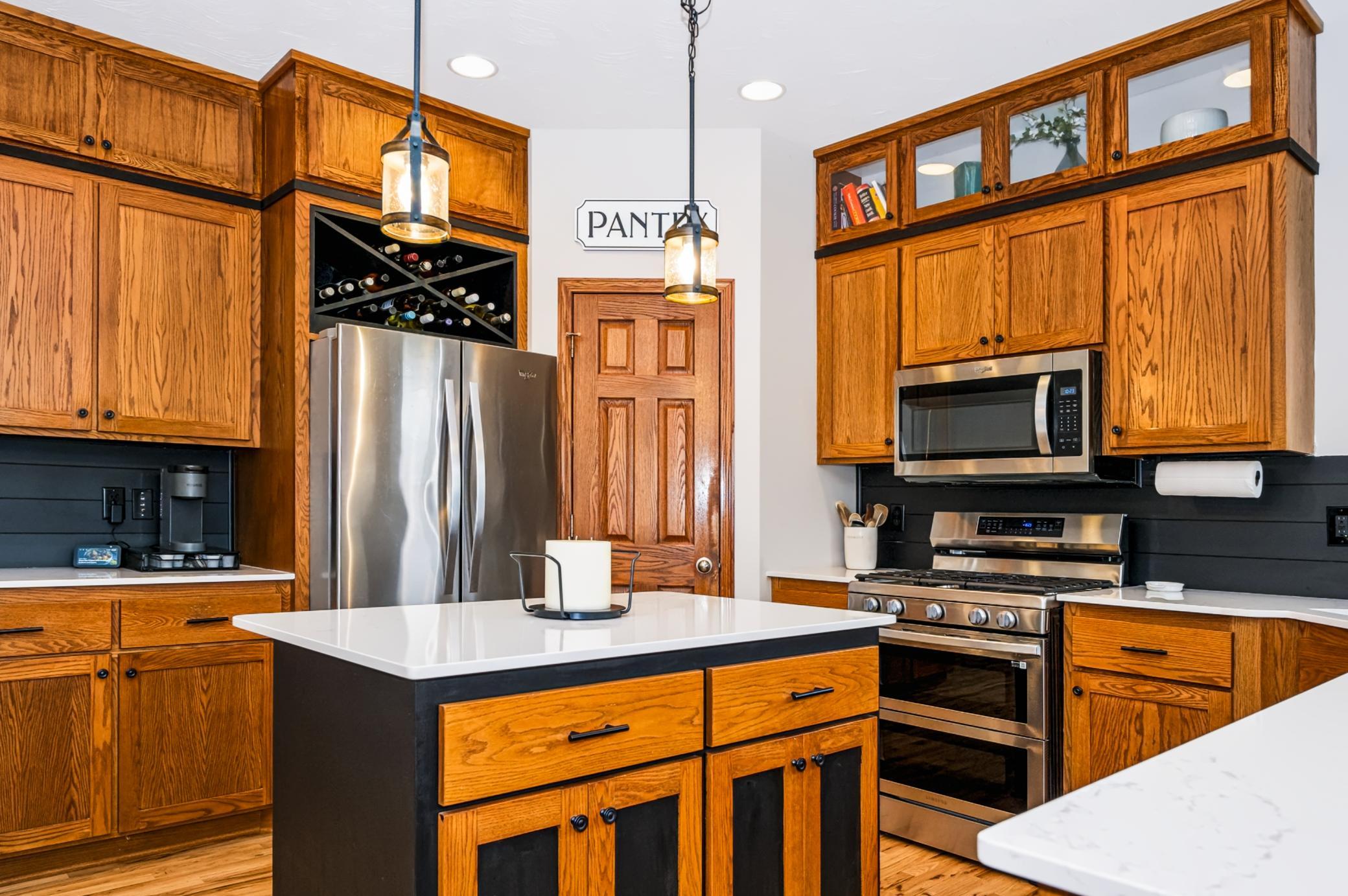 21-Kitchen.jpg