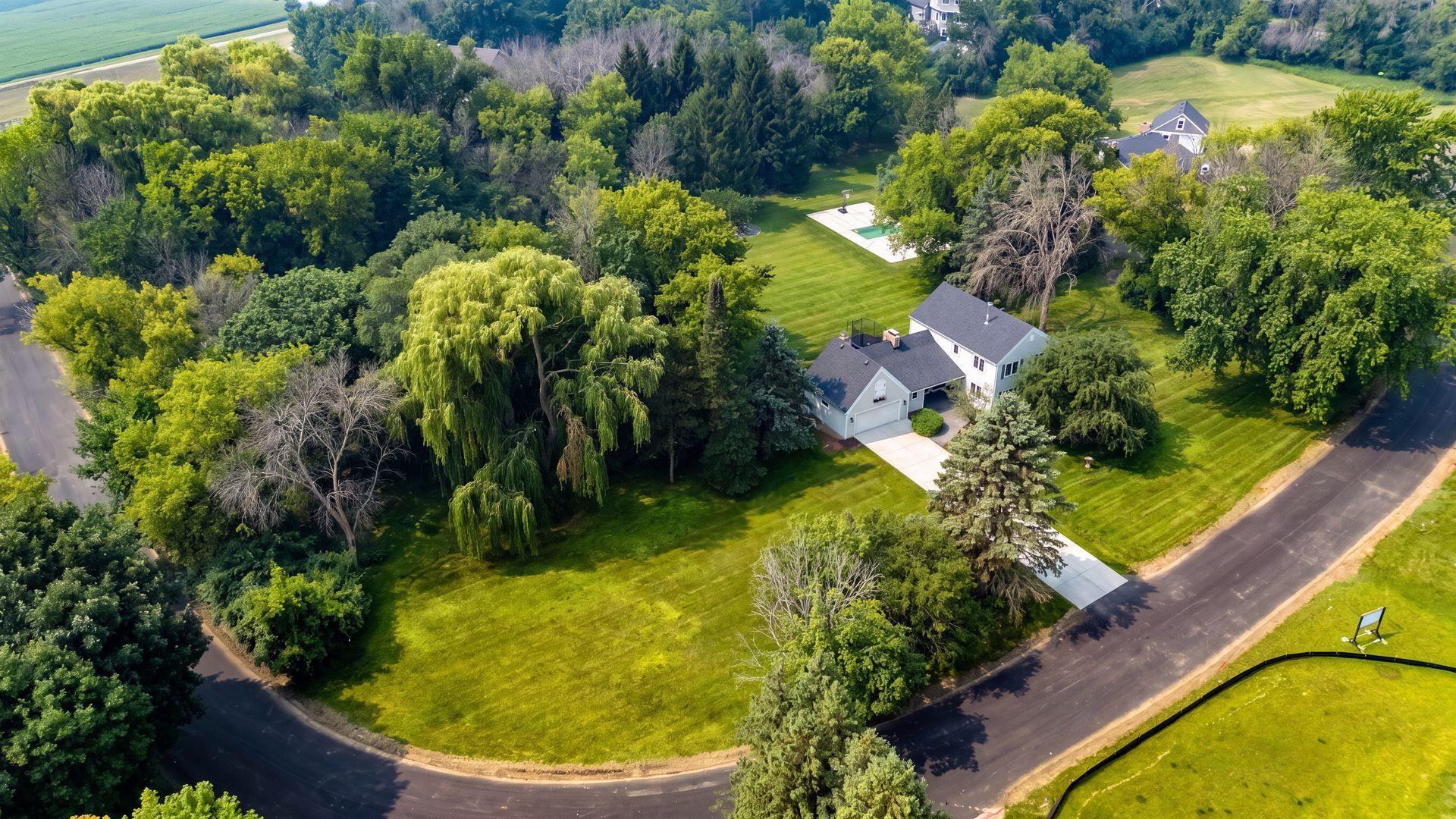 Amazing 330x330 lot!