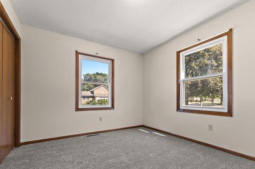 109 12th Street NW, Faribault, MN 55021