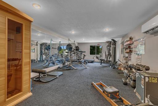 Get your daily workout in without ever leaving home, with a fully equipped gym just steps from your front door.