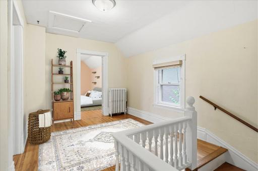 705 Jefferson Ave - upper level landing/loft - Digital stage