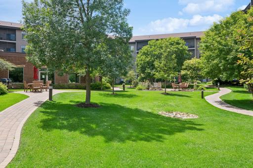 Park-like grounds surround you at The Creekside.