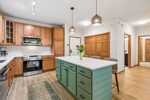 7100 Metro Boulevard, 415, Edina, MN 55439
